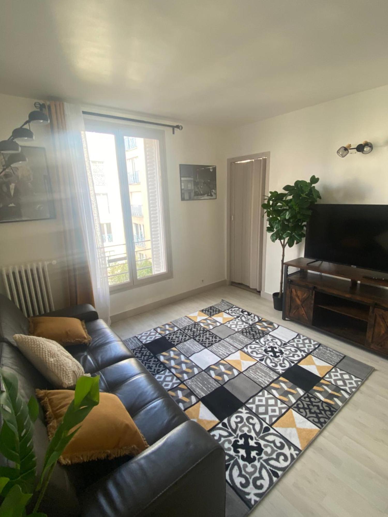 Emplacement Exceptionnel Et Rare Paris Suresnes Longchamp Exterior foto